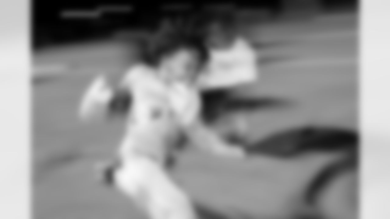 Jacksonville, Fla. – Salute to Service Youth Football Camp for military members and their children at NAS JAX Base on November 5, 2025.