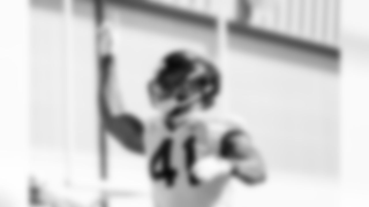 Jacksonville, Fla. — Jaguars defensive end Josh Hines-Allen (41) during practice at the Miller Electric Center on January 1, 2026.