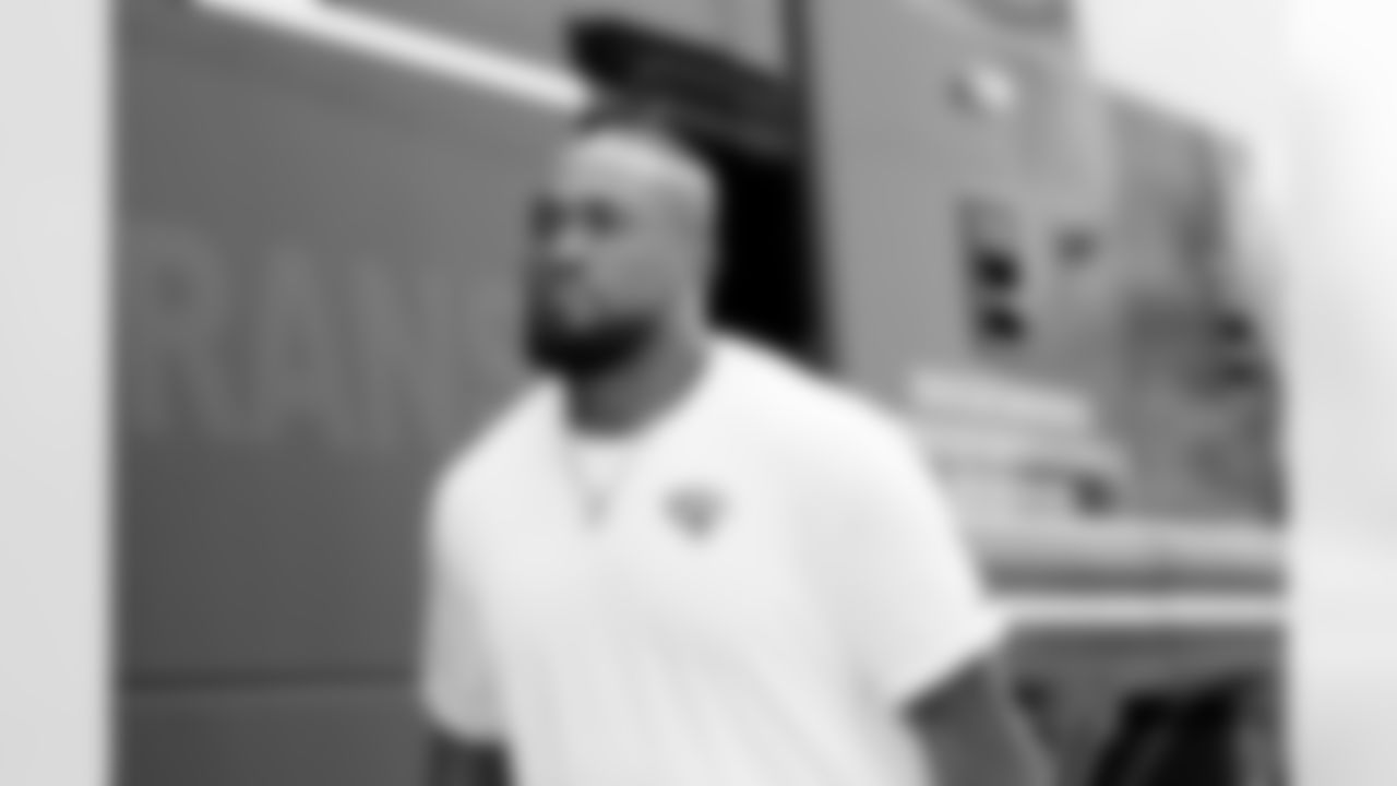 DL Austin Johnson