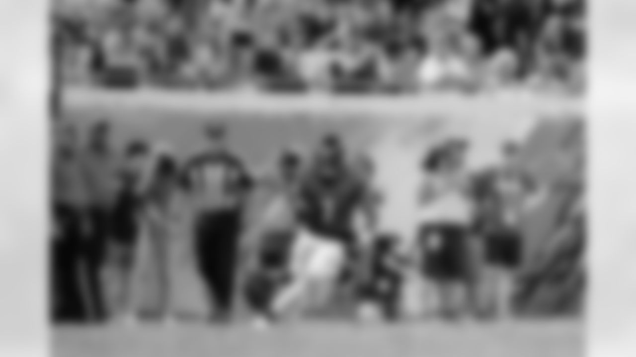 Jacksonville Jaguars vs. Miami Dolphins
RB Travis Etienne Jr. (1)