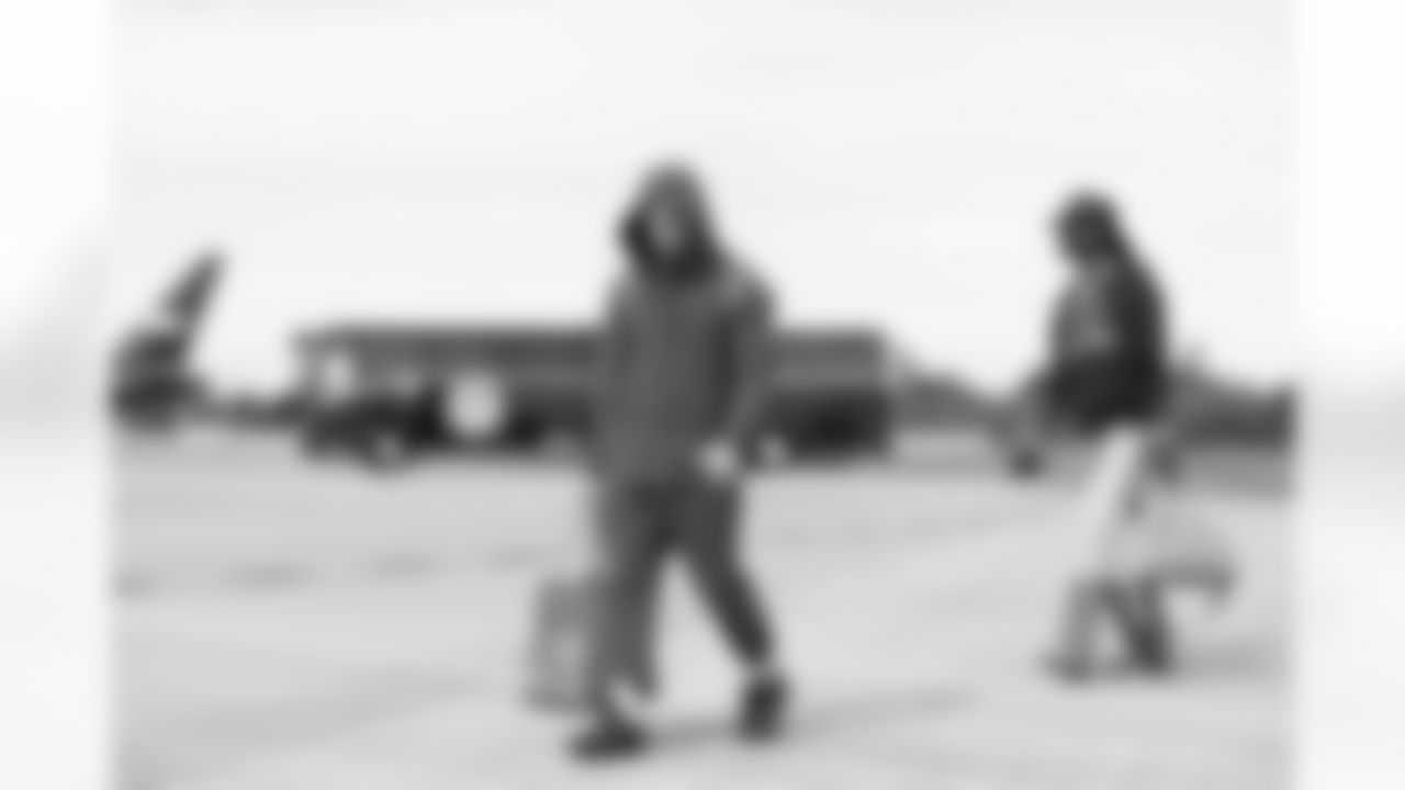 WR Parker Washington