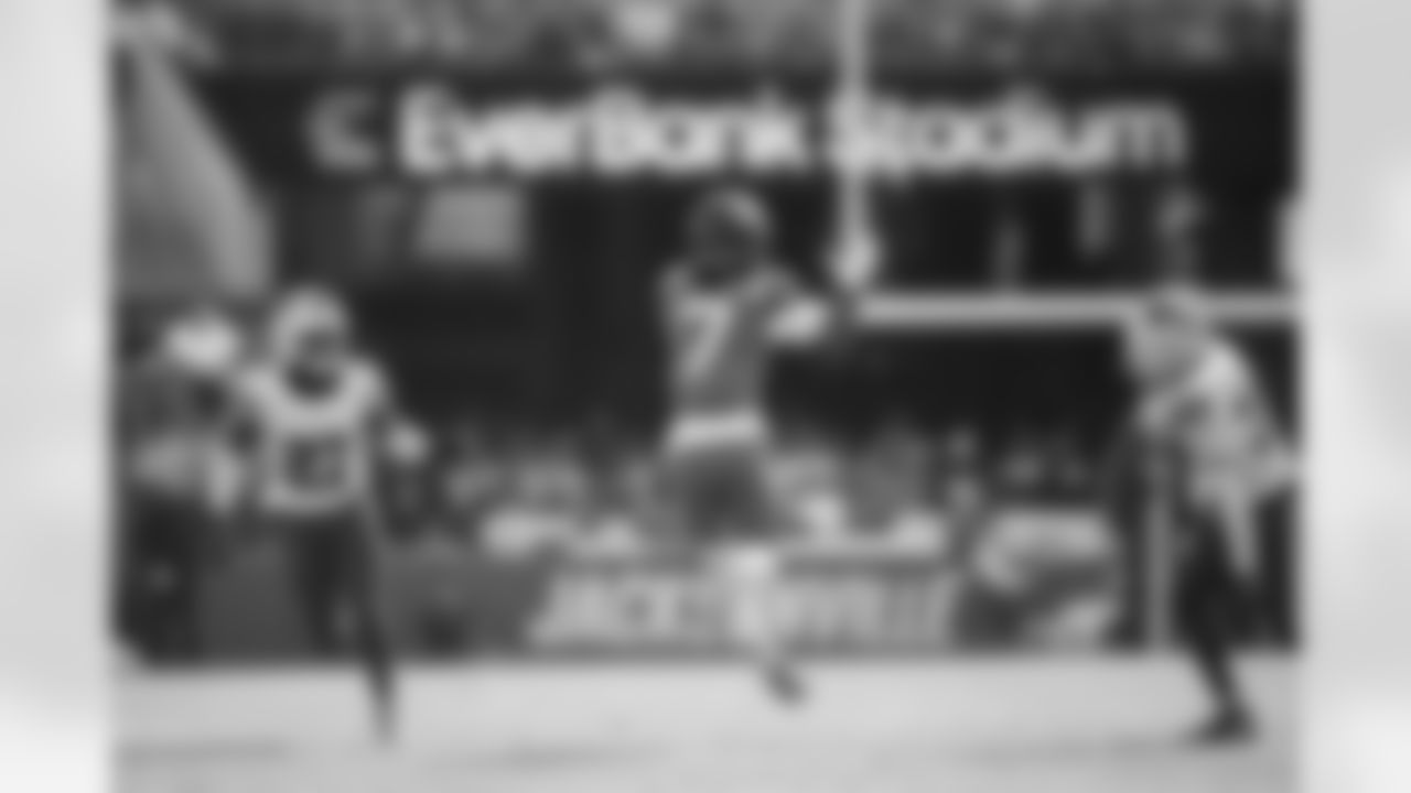 Jacksonville Jaguars vs Buffalo Bills
WR Brian Thomas Jr. (7)