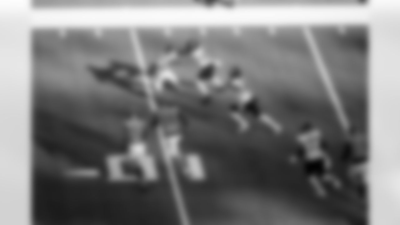 Jacksonville Jaguars vs Tennessee Titans

QB Trevor Lawrence (16)