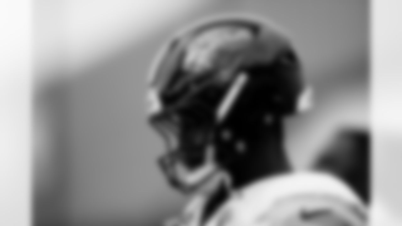 Jacksonville, Fla. — Jaguars linebacker Foyesade Oluokun (23) during practice at the Miller Electric Center on December 4, 2025.