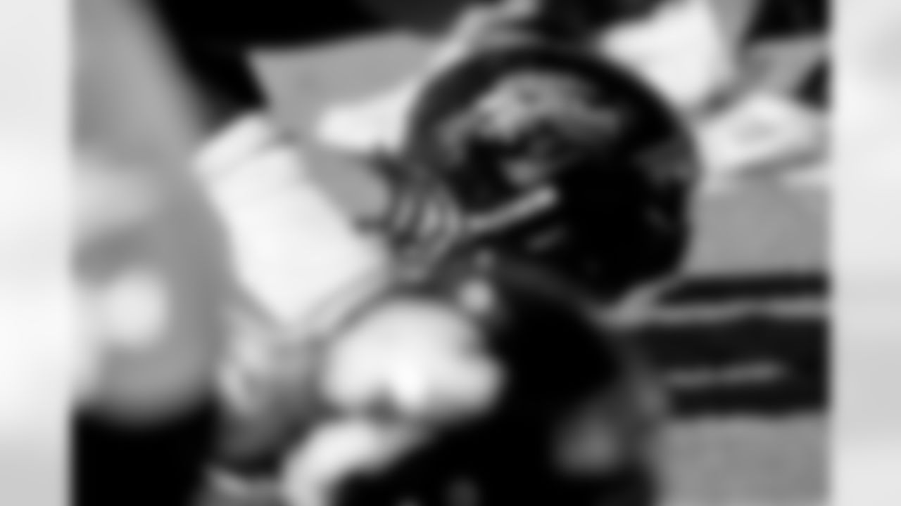 Jacksonville, Fla. — Jaguars practice at the Miller Electric Center on January 1, 2026.