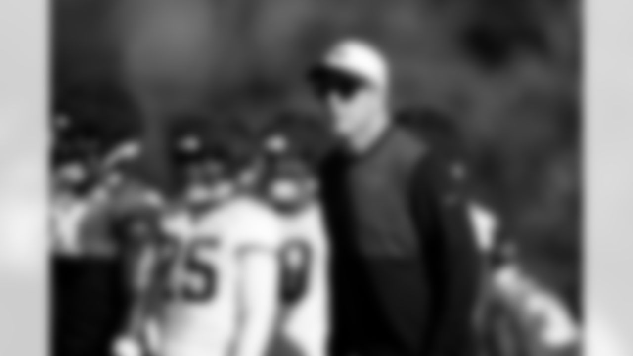 Jacksonville, Fla. — Jaguars special teams coordinator Heath Farwell during training camp at the Miller Electric Center on July 27, 2025.