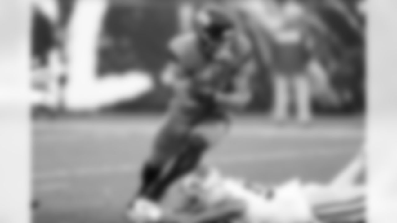 Jacksonville Jaguars vs. San Francisco 49ers
TE Evan Engram (17)