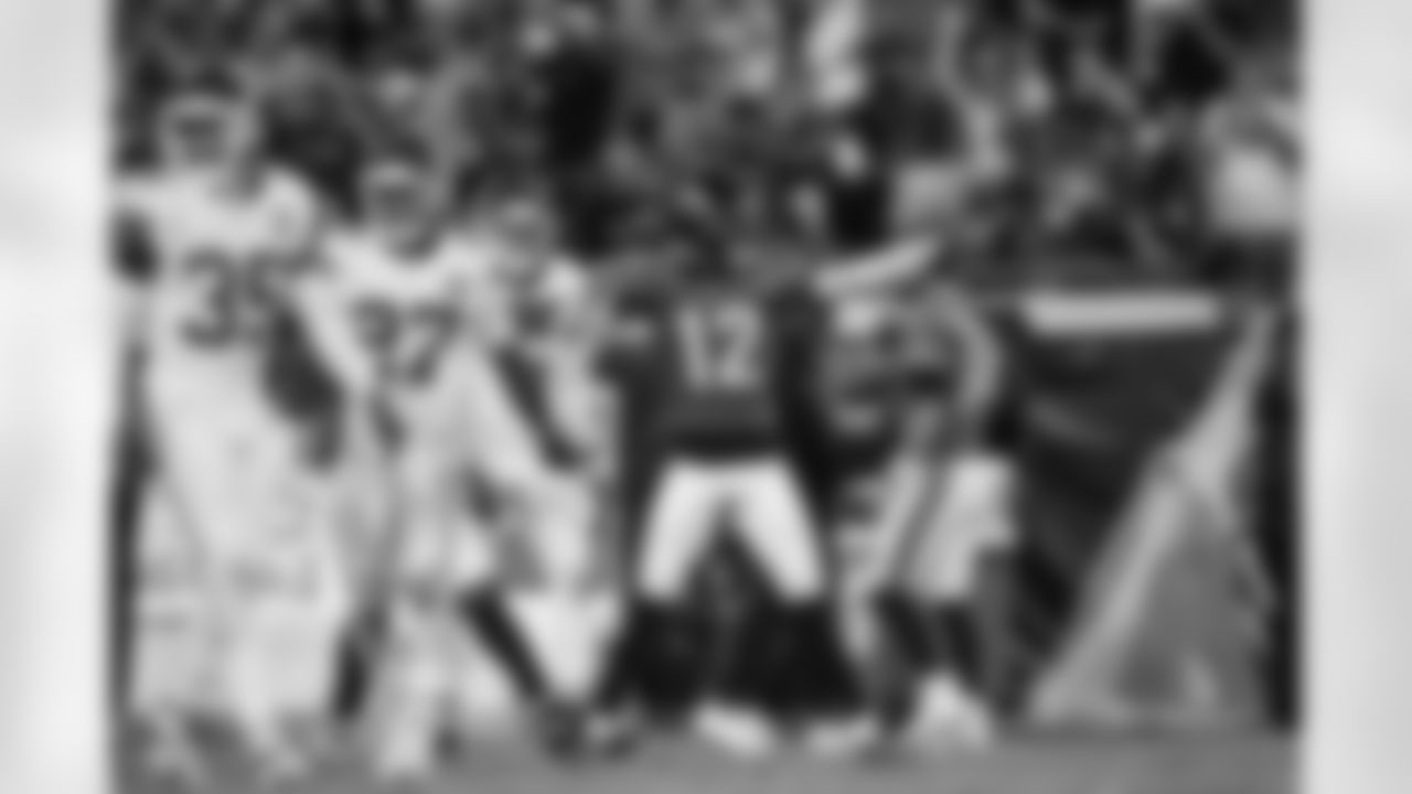 Jacksonville Jaguars vs Kansas City Chiefs
WR/DB Travis Hunter (12)