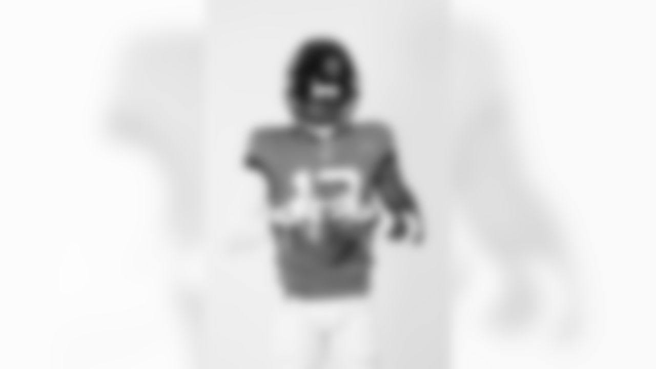 Jacksonville Jaguars defensive back and wide receiver Travis Hunter (12) poses for a portrait during the NFLPA Rookie Premiere on Saturday, May 17, 2025 in Thousand Oaks, Calif. (Ben Liebenberg/NFL)