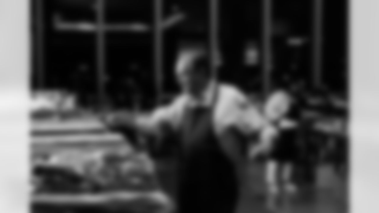 2023_0104_KickingItWithSoles_109