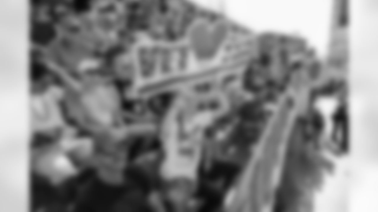 Jacksonville Jaguars vs Los Angeles Chargers