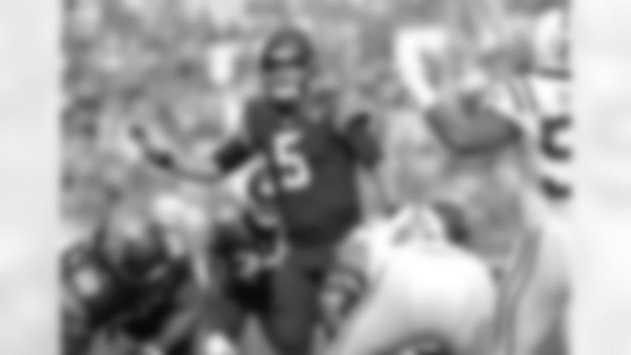 rwilson-JagsIndianapolis120317_356BlakeBortlesIND120317