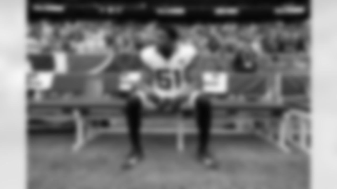 Jacksonville Jaguars vs Houston Texans

LB Ventrell Miller (51)