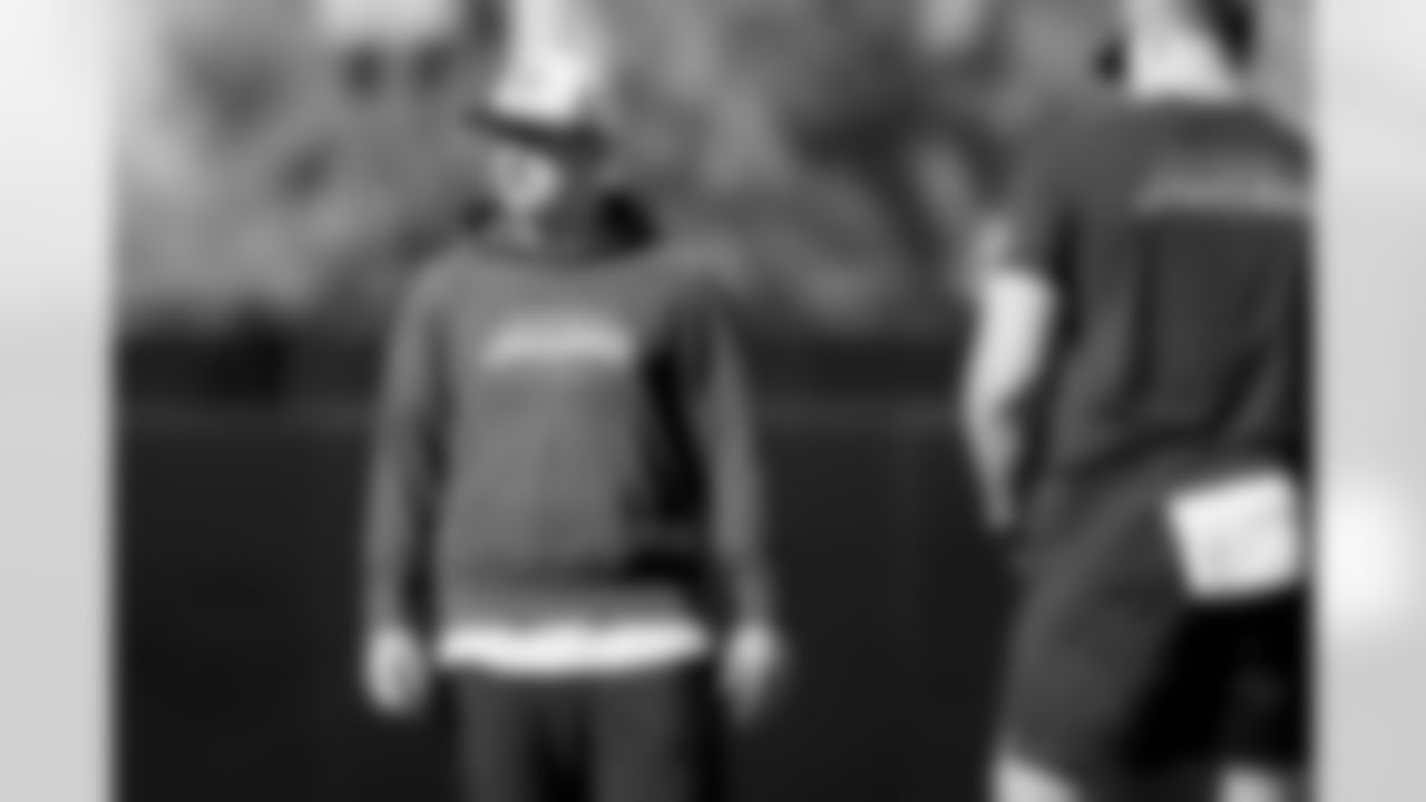 Jacksonville, Fla. — Jaguars offensive coordinator Grant Udinski during practice at the Miller Electric Center on January 1, 2026.