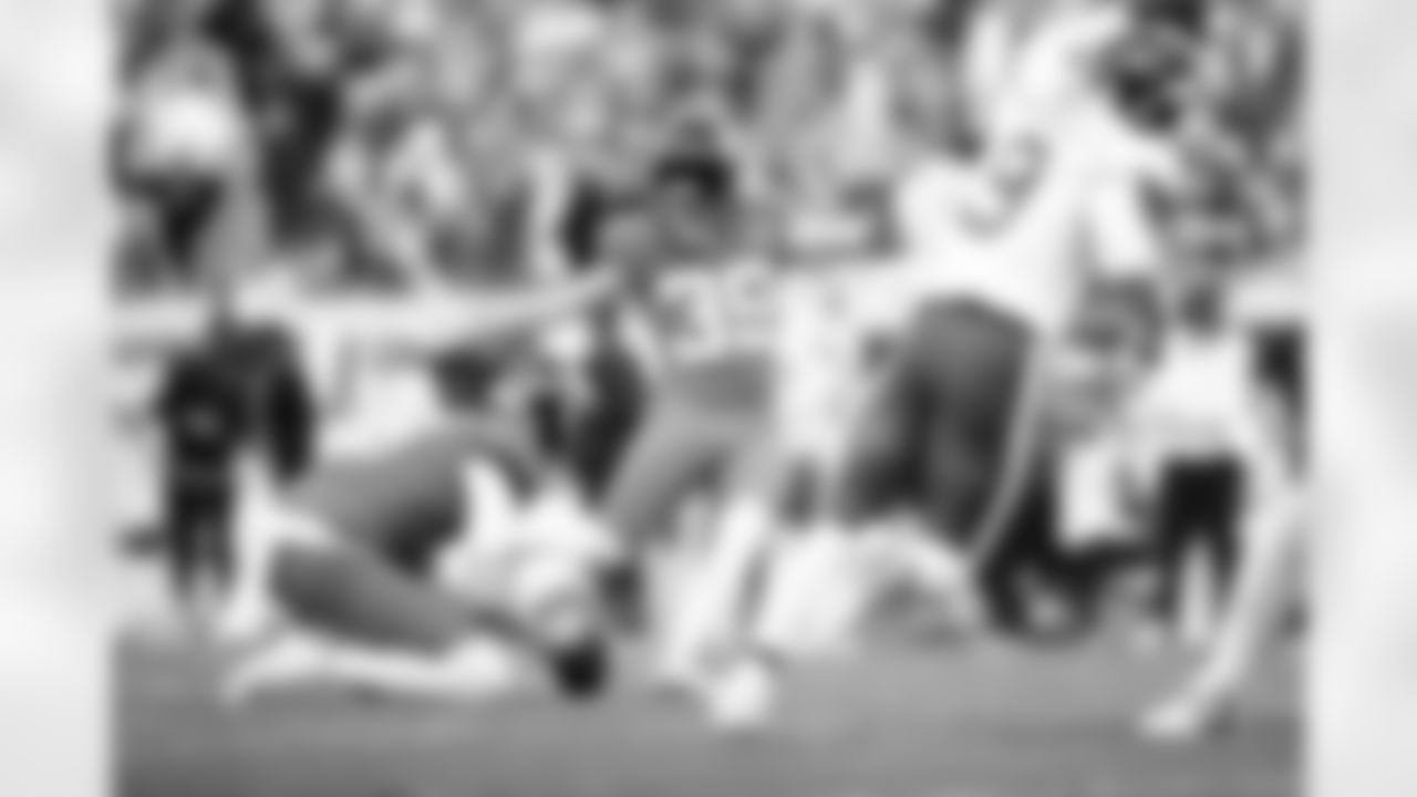 Jacksonville Jaguars vs New York Jets

K Cam Little (39)