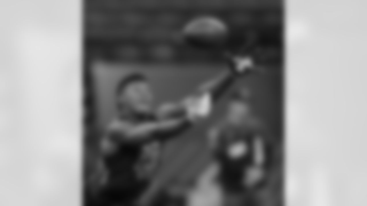 East Carolina wide receiver Zay Jones runs a drill at the NFL football scouting combine Saturday, March 4, 2017, in Indianapolis. (AP Photo/David J. Phillip)
