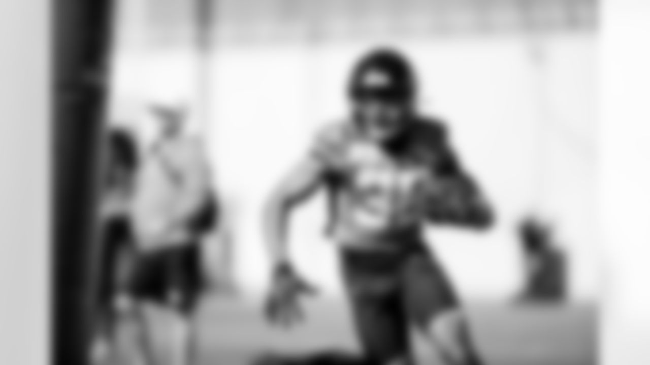 Jacksonville, Fla. — Jaguars running back LeQuint Allen Jr. (36) during practice at the Miller Electric Center on December 11, 2025.