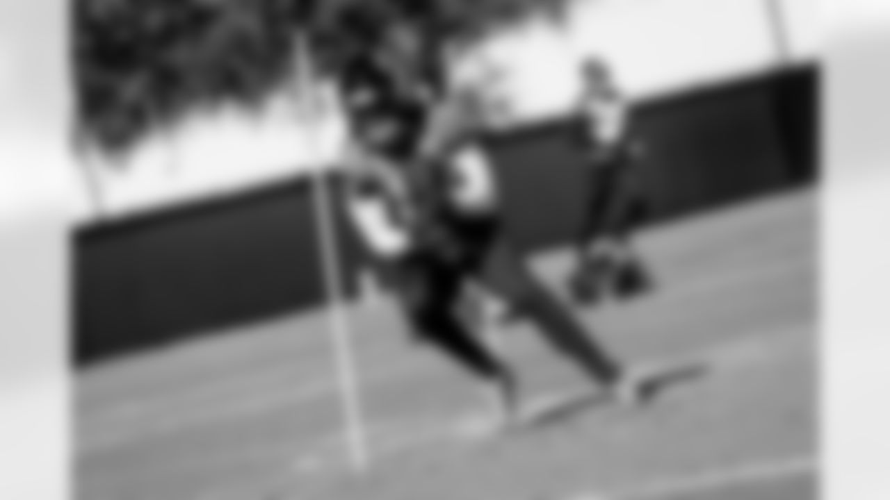 Jacksonville, Fla. — Jaguars wide receiver Dyami Brown (5) during practice at the Miller Electric Center on January 1, 2026.