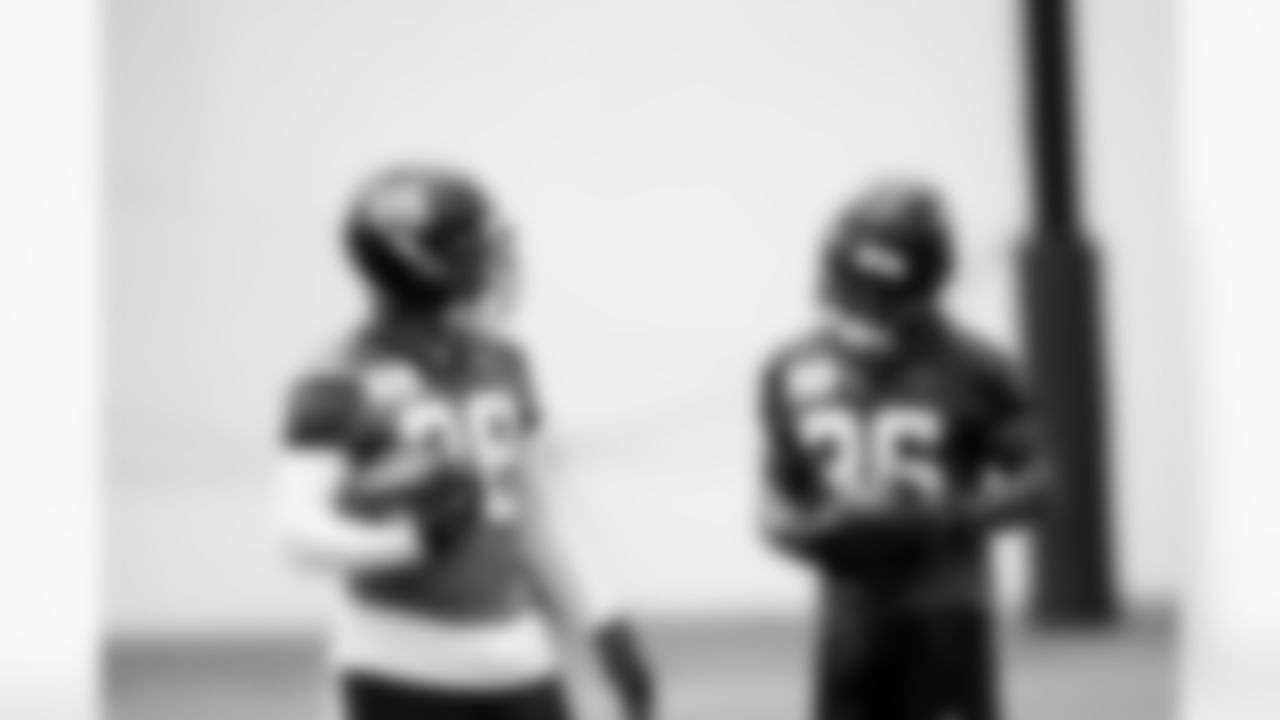 Jacksonville, Fla. — Jaguars running backs Ja'Quinden Jackson (38) and LeQuint Allen Jr. (36) during rookie minicamp at the Miller Electric Center on May 9, 2025.