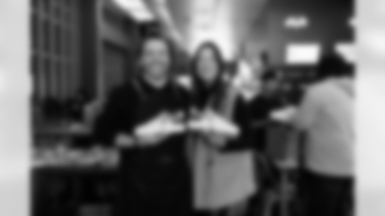 2023_0104_KickingItWithSoles_136