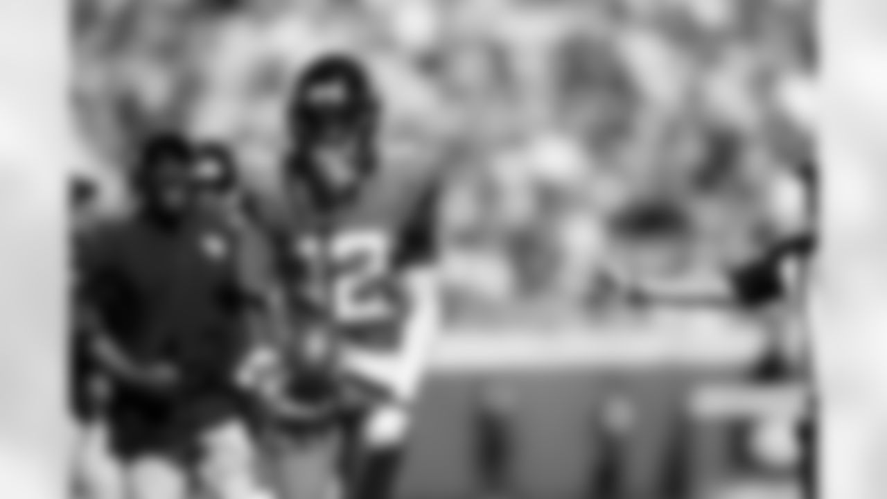 Jacksonville Jaguars vs Seattle Seahawks
WR/DB Travis Hunter (12)