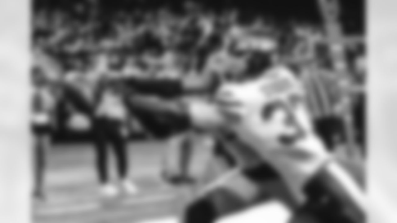 E_40db9d79-cb2d-48f1-ab06-c218f41615f0DeMocker