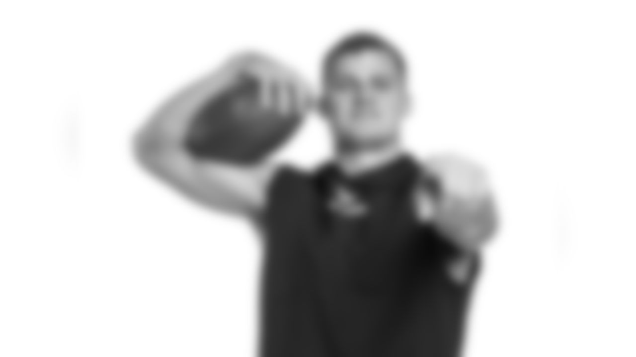 LSU tight end Mason Taylor poses for a portrait at the NFL football scouting combine on Saturday, March 1, 2025 in Indianapolis. (Todd Rosenberg via AP)