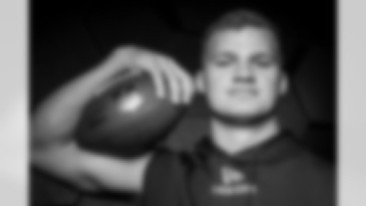 LSU tight end Mason Taylor poses for a portrait at the NFL football scouting combine on Saturday, March 1, 2025 in Indianapolis. (Todd Rosenberg via AP)