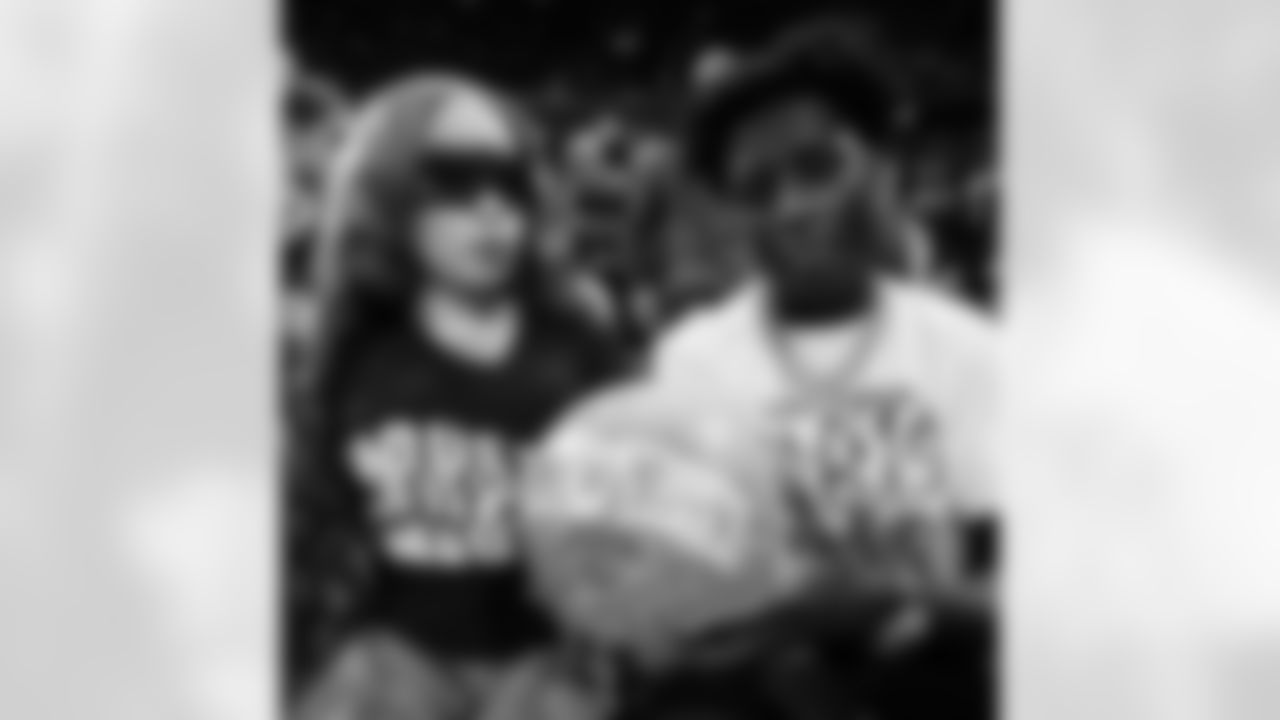 Sauce Gardner attended a Knicks game with musician Ice Spice.