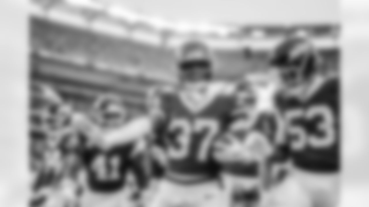 E_20251130KR_ATL_NYJ_KHR39885