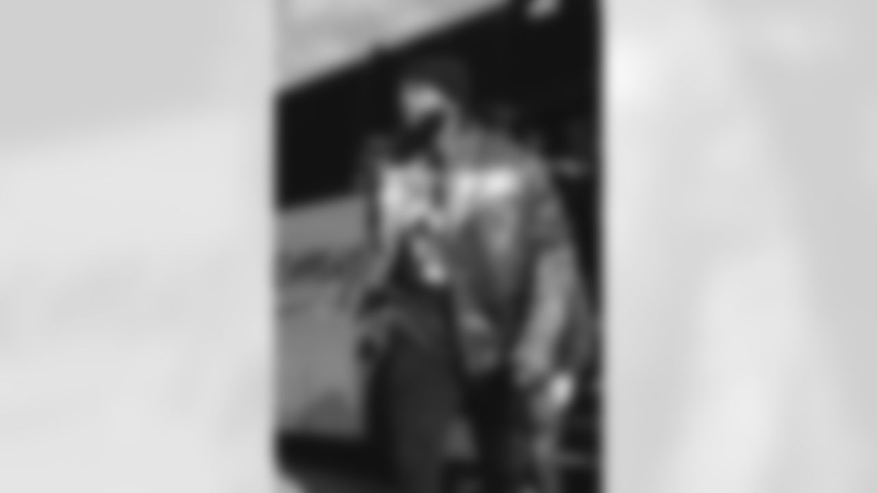 20251208-JETS VS Dolphins Full Take-21