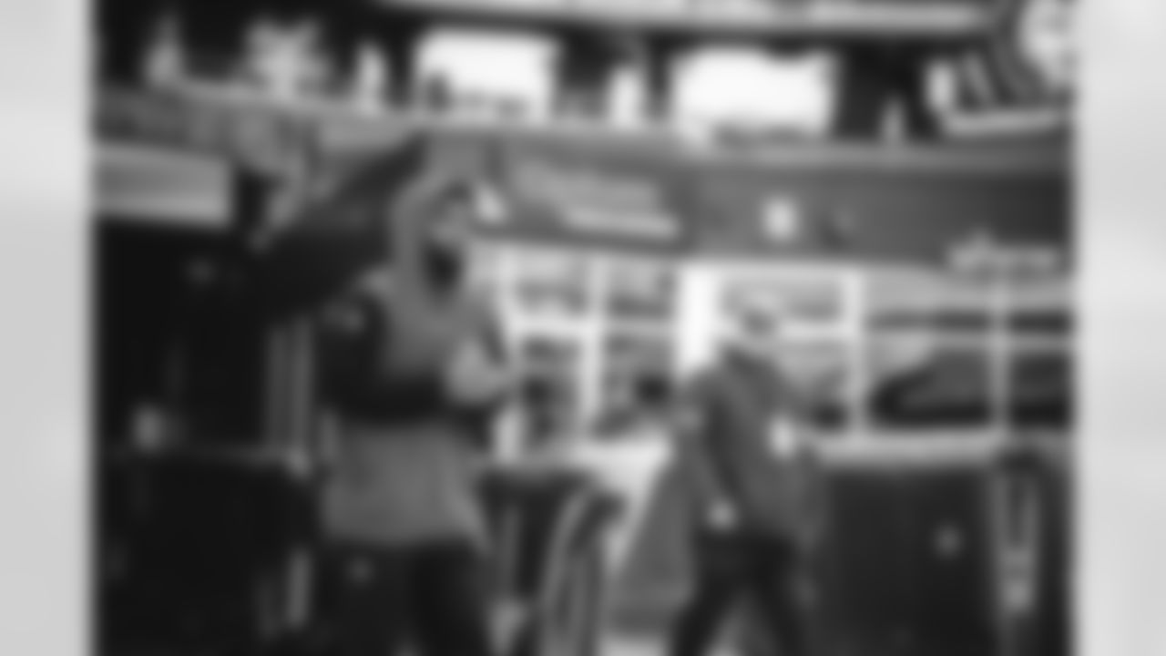 E_JB3_3532