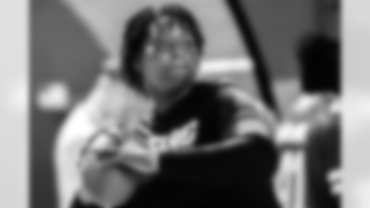 E_BEN_LUMLEY_JETS_FLAG_DUBLIN_MAR05_1387