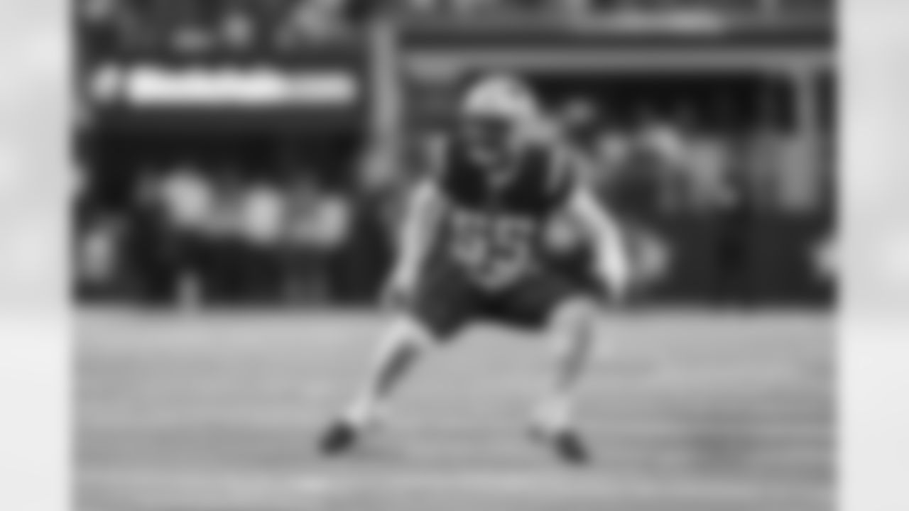 37 - EDGE Josh Uche