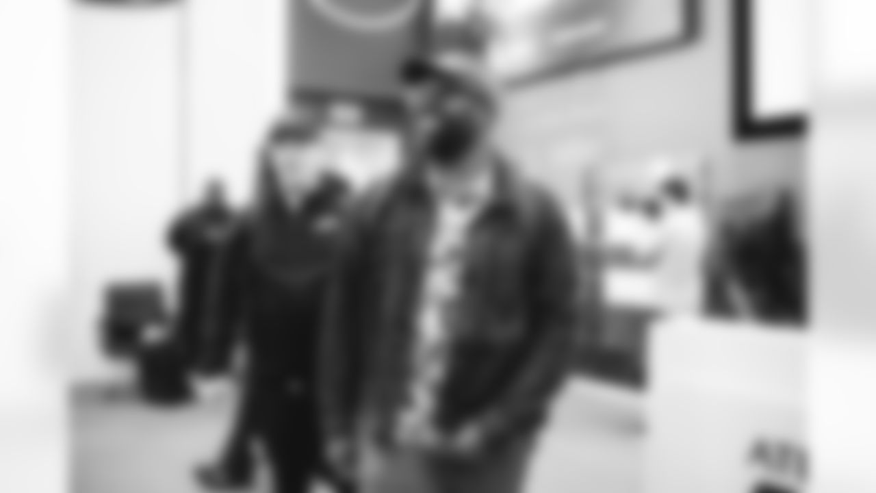 20251108-JETS Soldiers To Sidelines-15