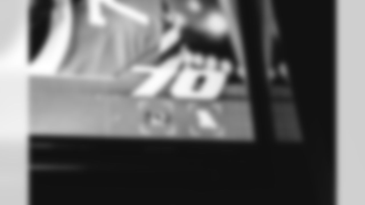 E_ED1L7287