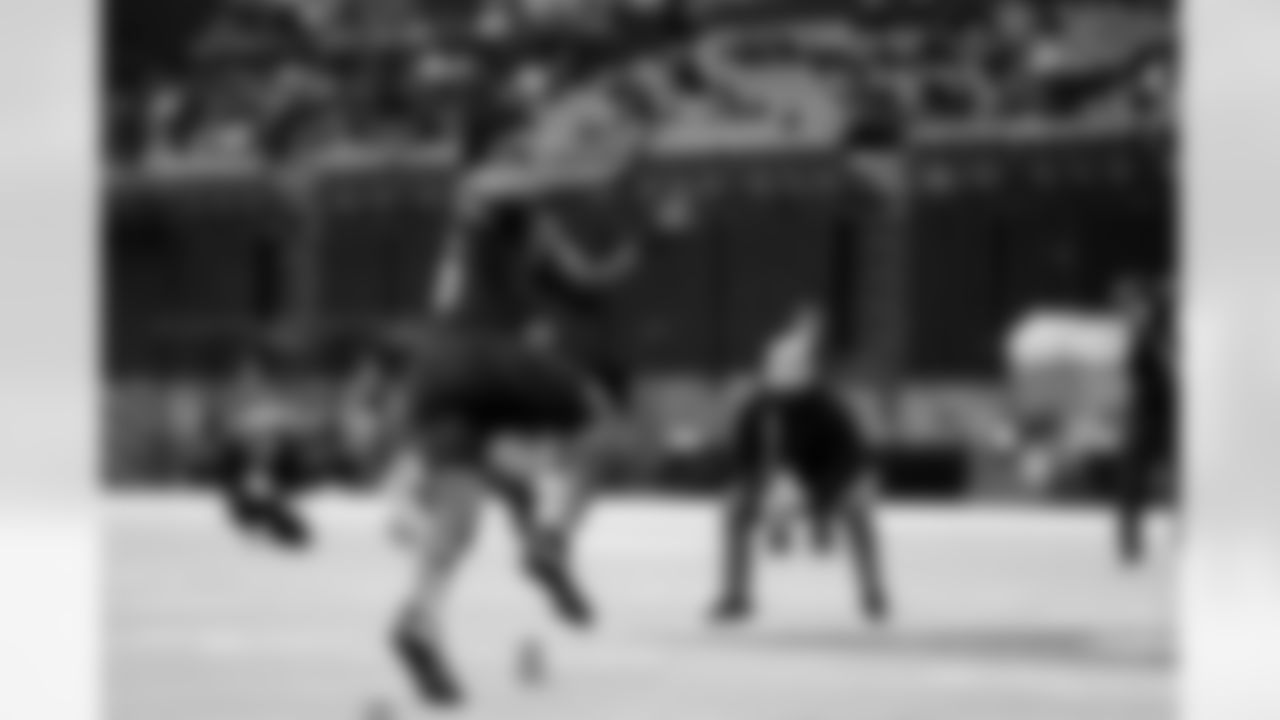 South Carolina running back Rahsul Faison (06) participates in a drill during the 2026 NFL Scouting Combine on Saturday, February 28, 2026 in Indianapolis, Indiana. (Lauren Leigh Bacho/NFL)