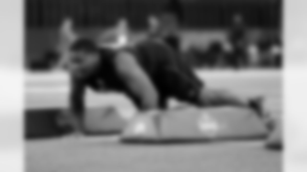 Oklahoma defensive lineman Gracen Halton (13) participates in a drill during the 2026 NFL Scouting Combine on Thursday, February 26, 2026 in Indianapolis, Indiana. (Lauren Leigh Bacho/NFL)