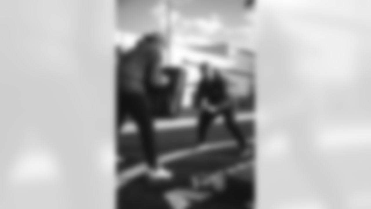 20251108-JETS Soldiers To Sidelines-116