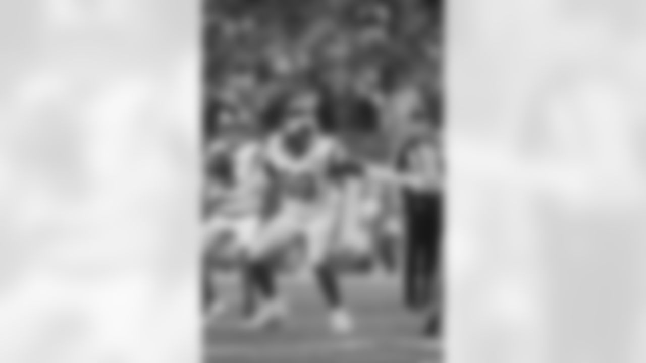 44 - OG Kevin Dotson