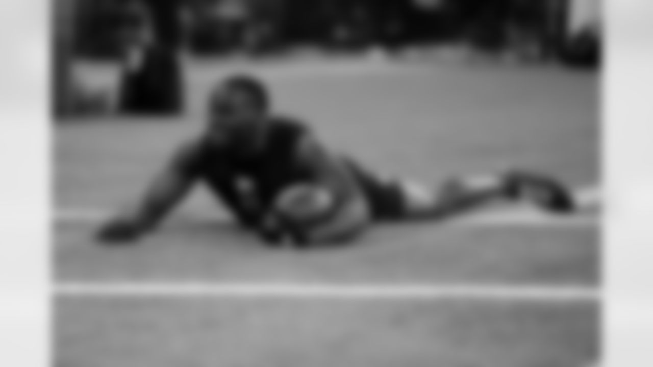 Notre Dame running back Jeremiyah Love (11) participates in a drill during the 2026 NFL Scouting Combine on Saturday, February 28, 2026 in Indianapolis, Indiana. (Cooper Neill/NFL)