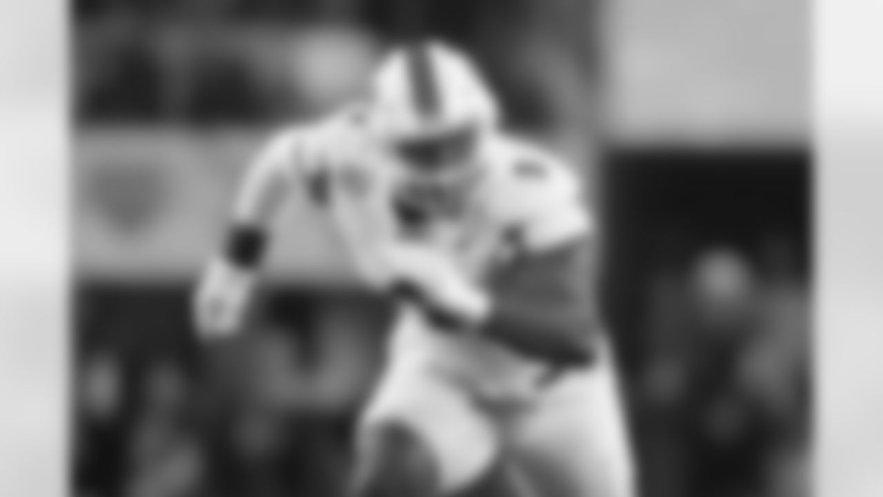 Edge Rueben Bain Jr. - Miami