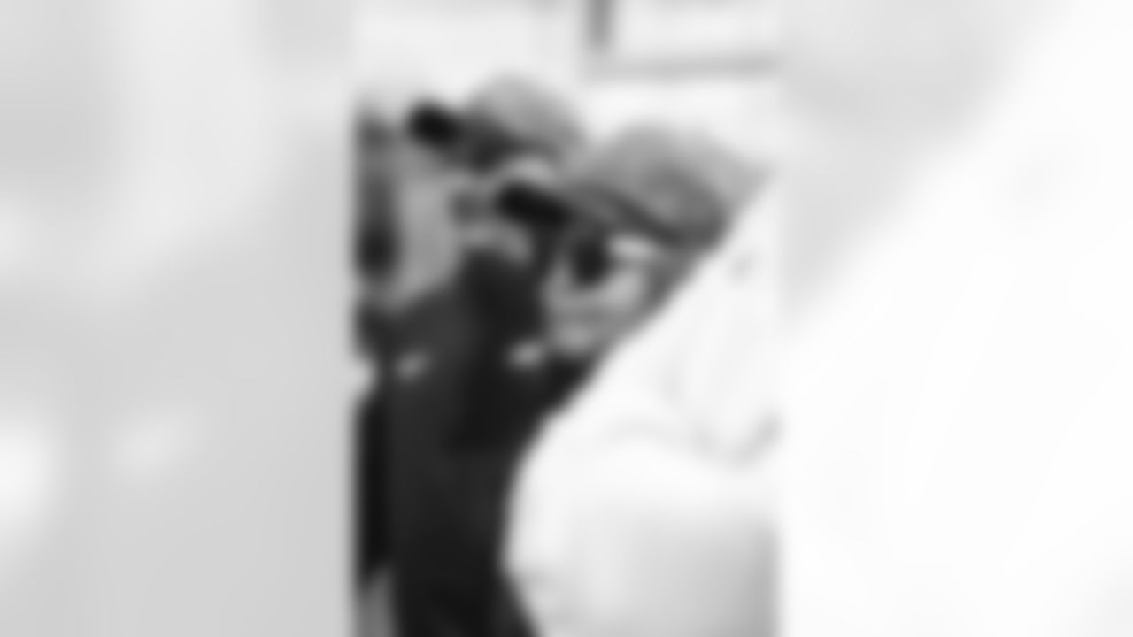 20251108-JETS Soldiers To Sidelines-127