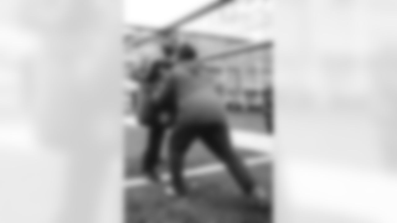 20251108-JETS Soldiers To Sidelines-137