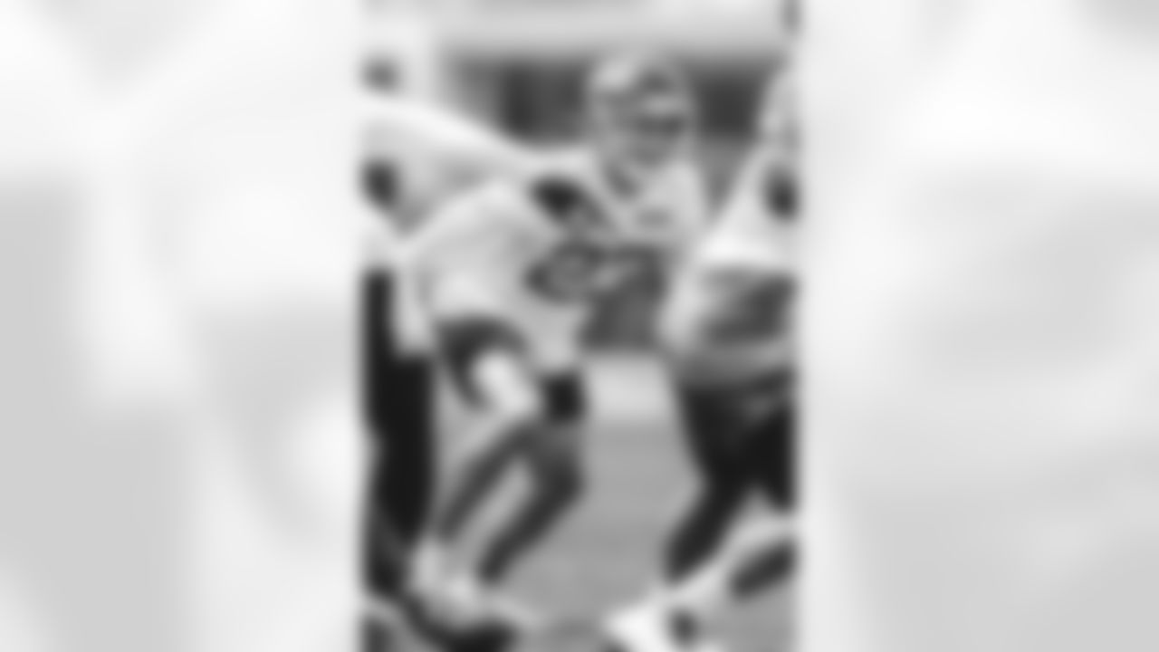 CB Isaiah Oliver