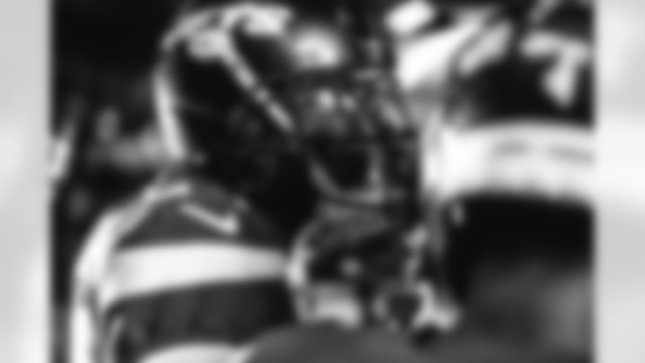 E_JB3_2666