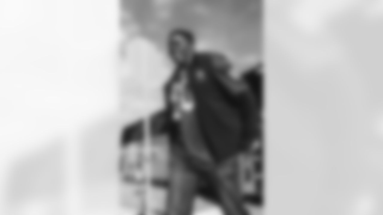 20251208-JETS VS Dolphins Full Take-19