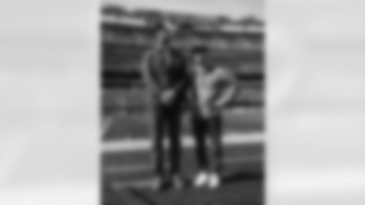 Calvin and Habs - Influencer