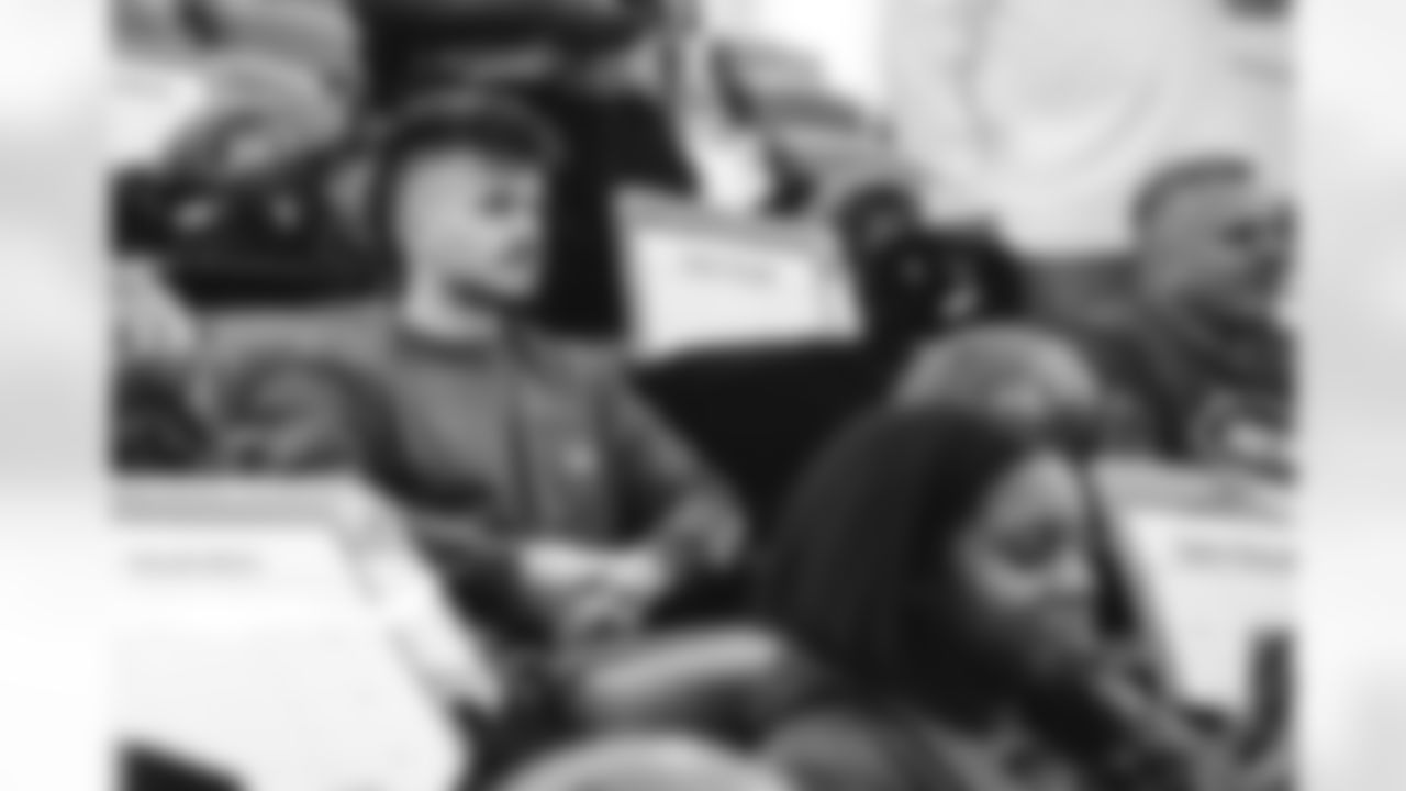 20251108-JETS Soldiers To Sidelines-31