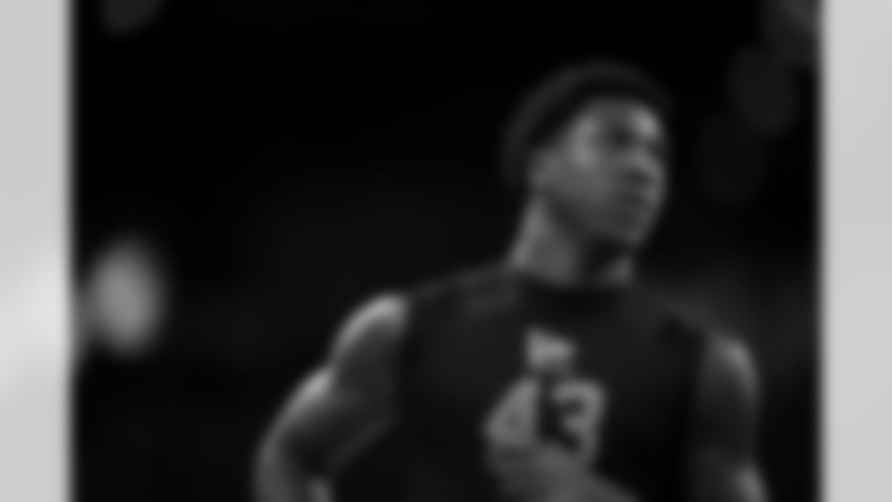 Incarnate Word wide receiver Jalen Walthall (43) runs the 40-yard dash during the 2026 NFL Scouting Combine on Saturday, February 28, 2026 in Indianapolis, Indiana. (Cooper Neill/NFL)